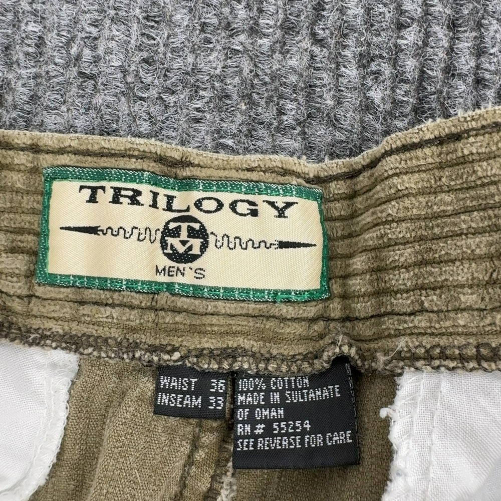 Trilogy Corduroy Pants Mens 34x30 Khaki Cotton Wide Wale Pleated Baggy 90s Style - Picture 4 of 7